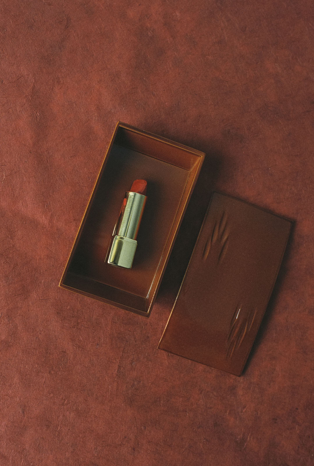 Finnish and scandinavian luxury fragrance lifestyle – minimalist niche perfume brand aesthetic