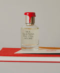 Chic and elegant coffee, cherry and hint of grapefruit - MOI perfume